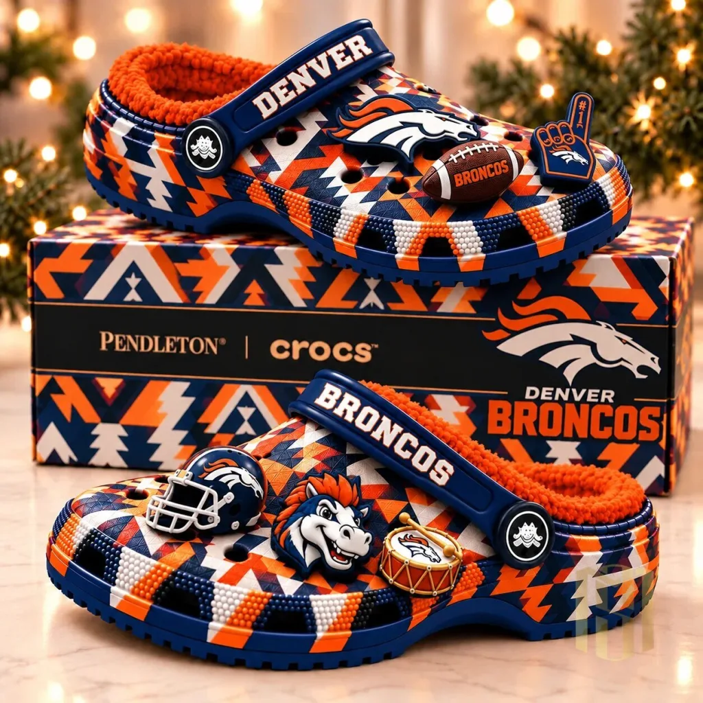 Denver Broncos NFL Fleece-Lined Crocs Clogs Shoes Denver Broncos NFL Fleece-Lined Crocs Clogs Shoes
