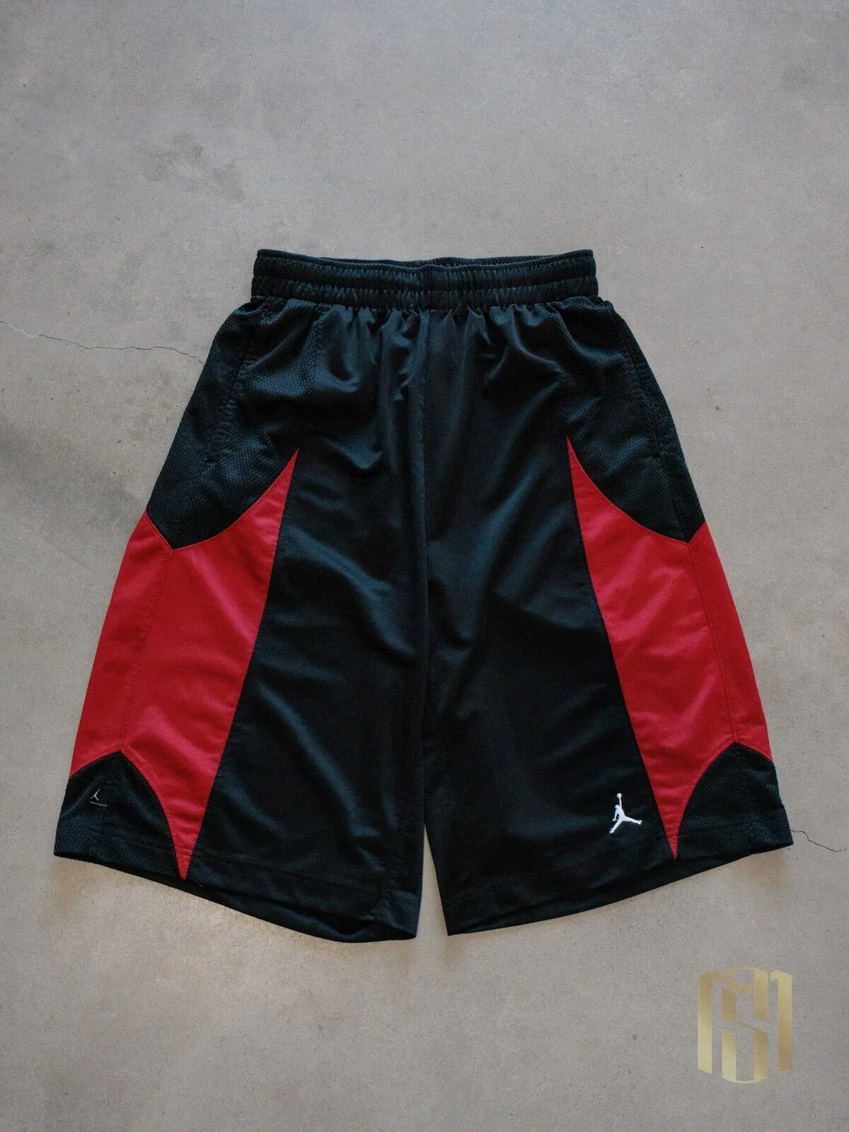Vintage Michael Jordan Basketball Shorts Black Red Athletic Gym Wear 4 Vintage Michael Jordan Basketball Shorts Black Red Athletic Gym Wear