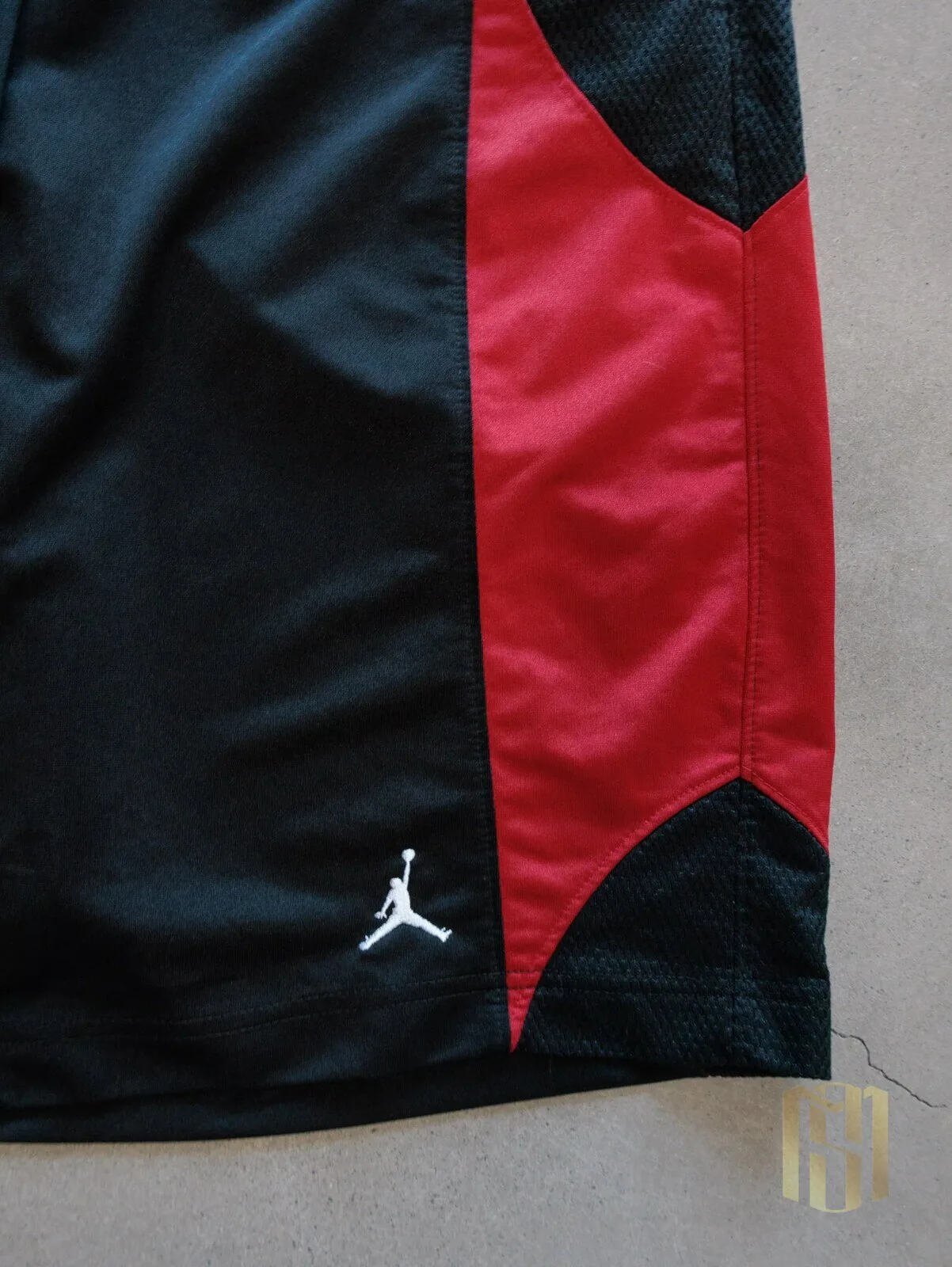 Vintage Michael Jordan Basketball Shorts Black Red Athletic Gym Wear 5 Vintage Michael Jordan Basketball Shorts Black Red Athletic Gym Wear
